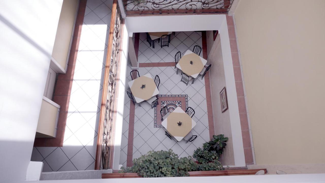 Hotel Del Calderon كوينكا المظهر الخارجي الصورة